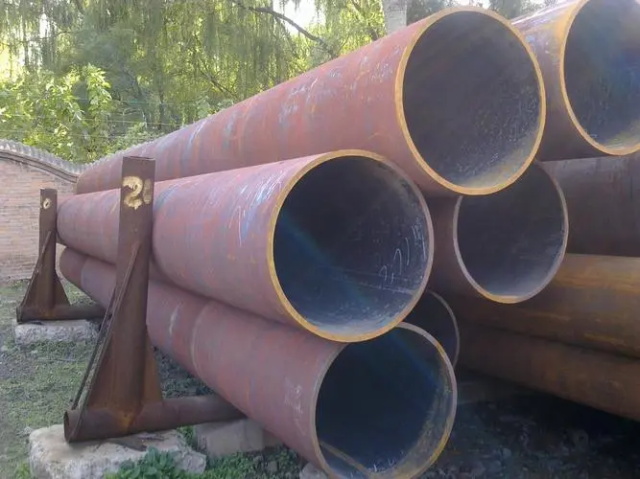 鹤岗大口径厚壁无缝钢管