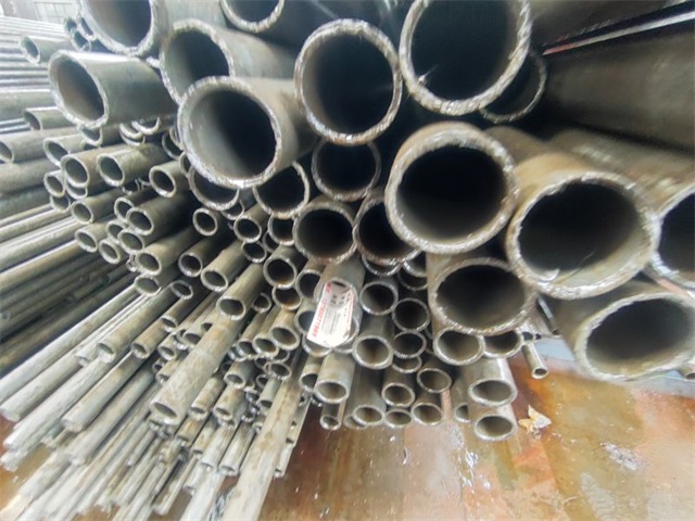 鹤岗大口径精密无缝钢管