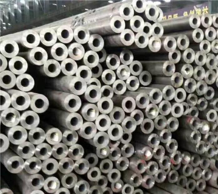 鹤岗GB8162结构用无缝钢管