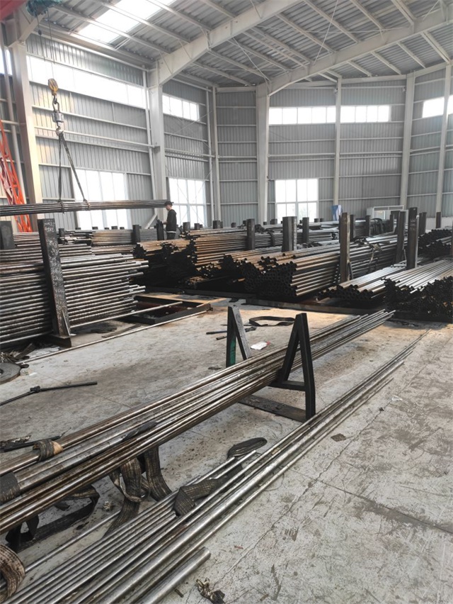 鹤岗小口径精密光亮无缝钢管