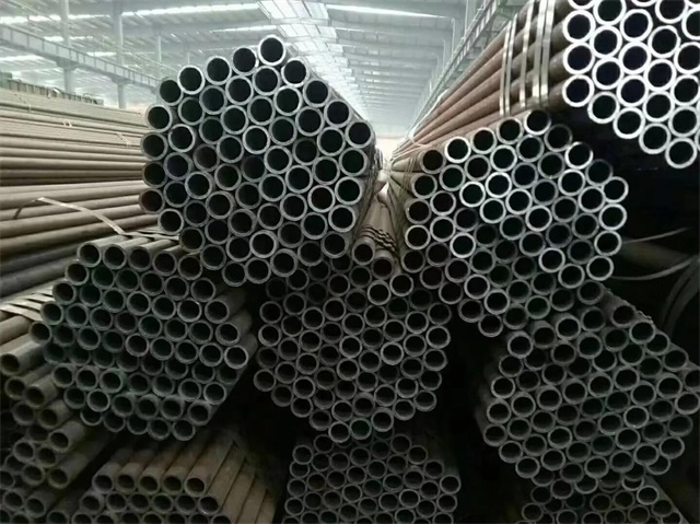 鹤岗20#石油裂化用无缝钢管